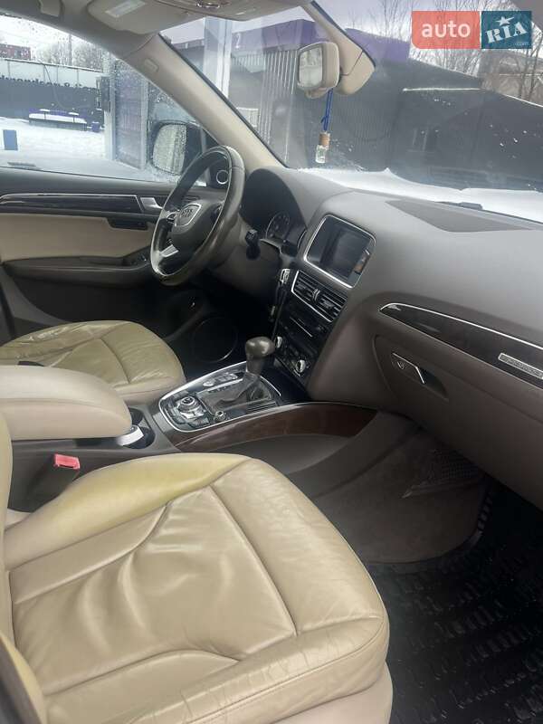 Внедорожник / Кроссовер Audi Q5 2014 в Ровно