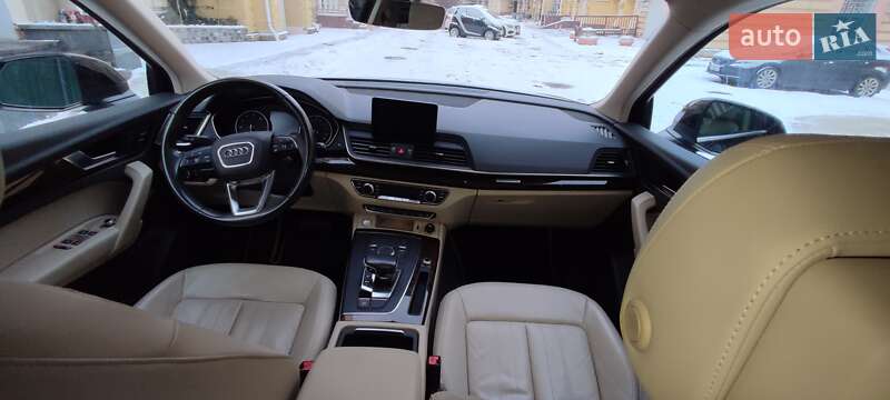 Позашляховик / Кросовер Audi Q5 2017 в Києві