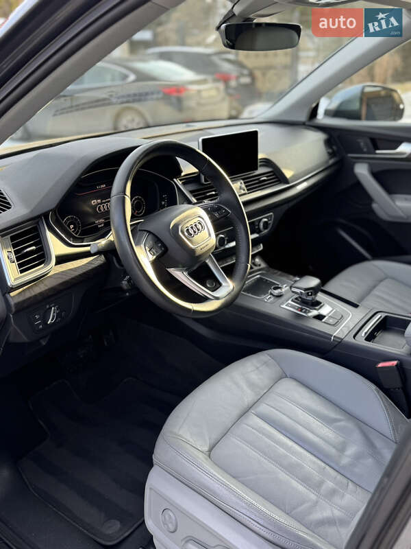 Внедорожник / Кроссовер Audi Q5 2018 в Львове