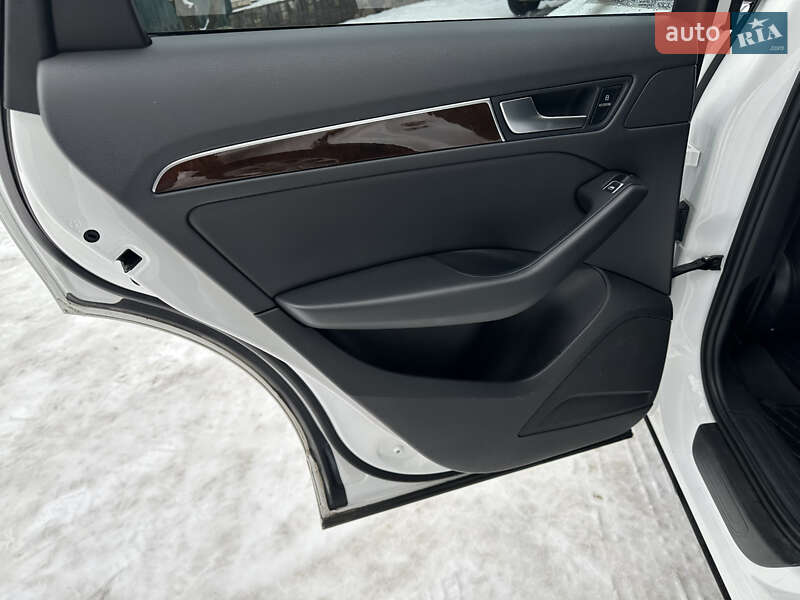 Внедорожник / Кроссовер Audi Q5 2015 в Виннице