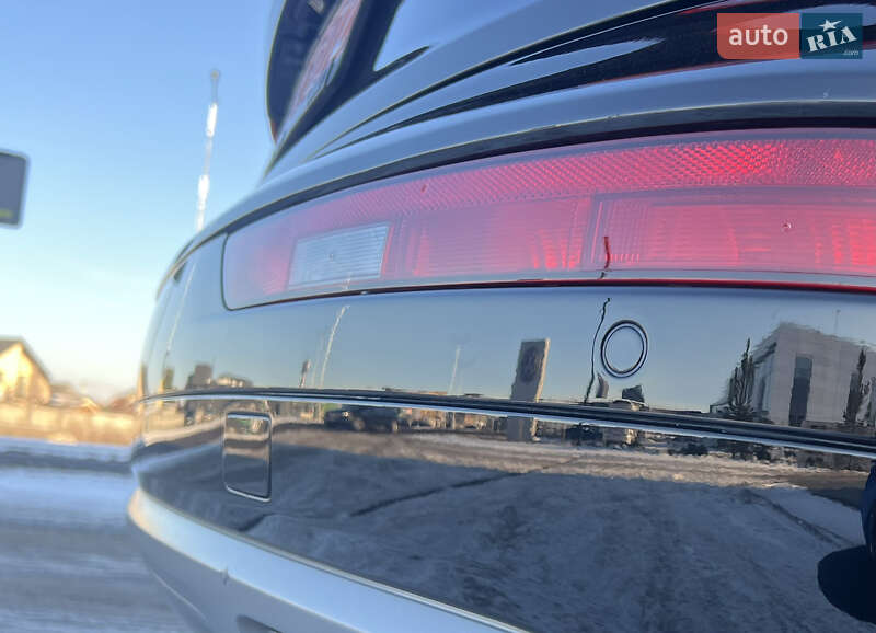 Внедорожник / Кроссовер Audi Q5 2017 в Луцке