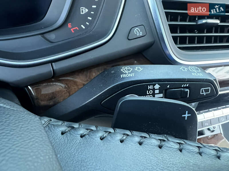 Внедорожник / Кроссовер Audi Q5 2017 в Луцке