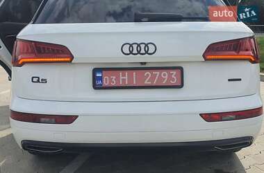 Внедорожник / Кроссовер Audi Q5 2017 в Луцке