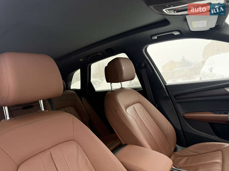 Внедорожник / Кроссовер Audi Q5 2022 в Киеве