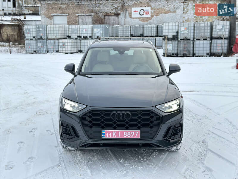 Внедорожник / Кроссовер Audi Q5 2020 в Киеве
