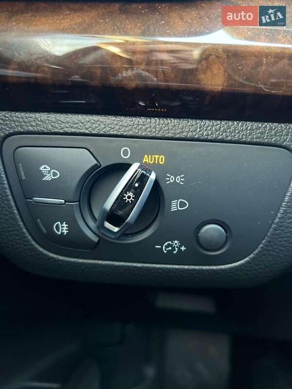 Позашляховик / Кросовер Audi Q5 2017 в Києві