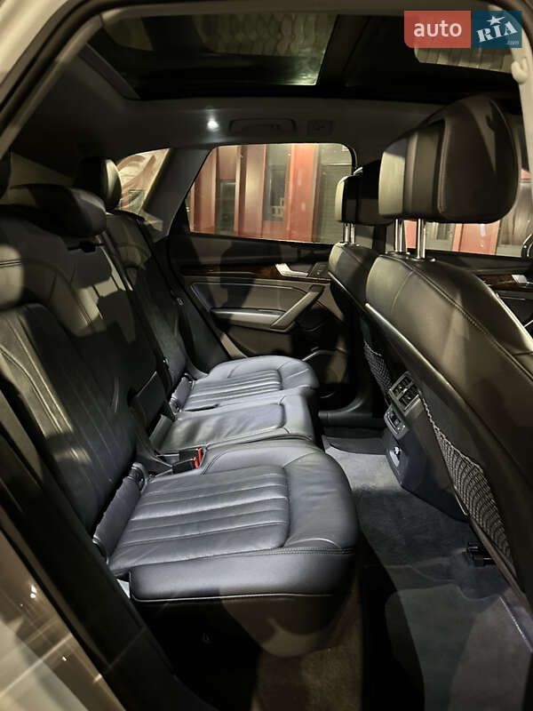 Внедорожник / Кроссовер Audi Q5 2018 в Львове