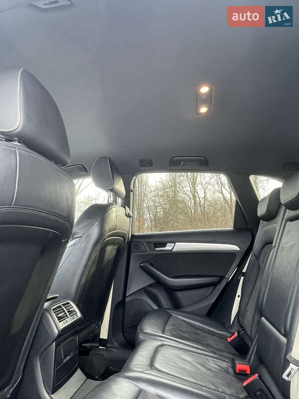 Внедорожник / Кроссовер Audi Q5 2015 в Львове