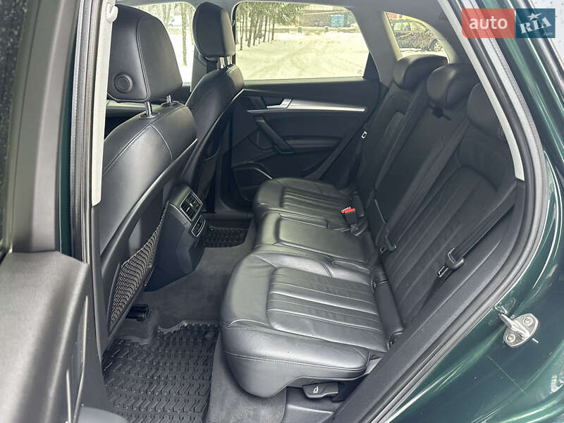 Позашляховик / Кросовер Audi Q5 2017 в Києві