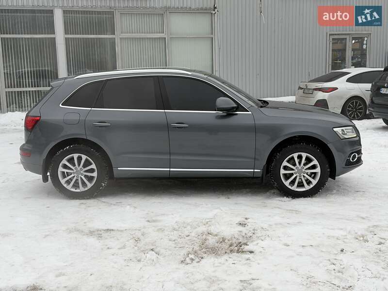 Внедорожник / Кроссовер Audi Q5 2016 в Киеве