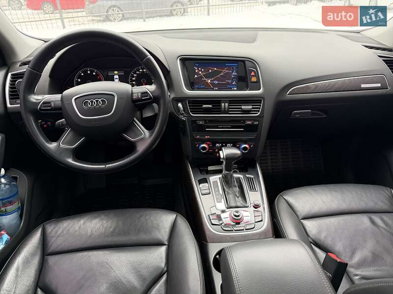 Внедорожник / Кроссовер Audi Q5 2016 в Киеве