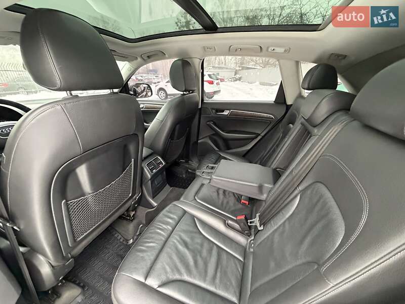 Внедорожник / Кроссовер Audi Q5 2016 в Киеве