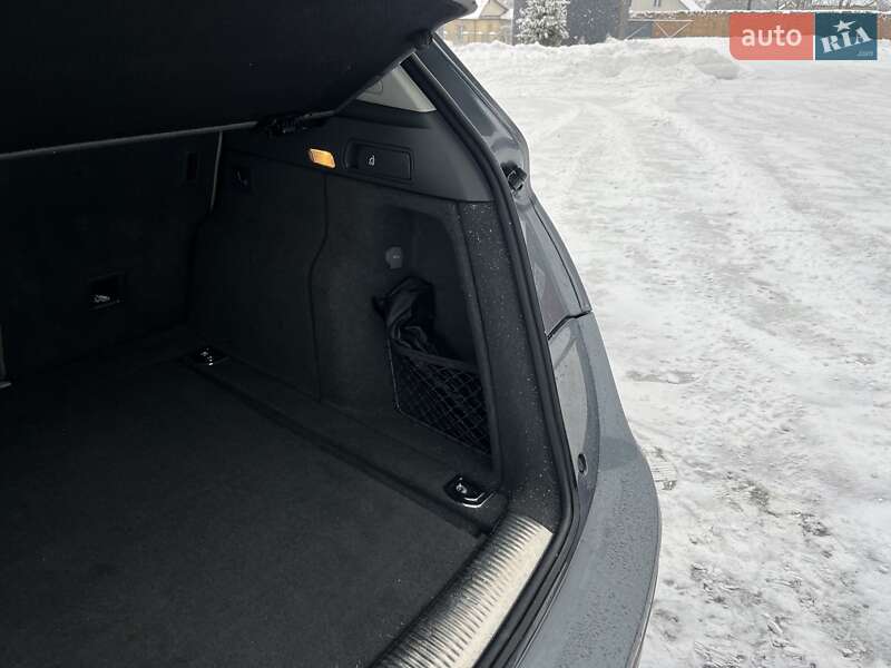 Внедорожник / Кроссовер Audi Q5 2015 в Дубно фото 84 Внедорожник / Кроссовер Audi Q5 2015 в Дубно