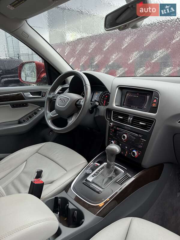 Внедорожник / Кроссовер Audi Q5 2013 в Сумах