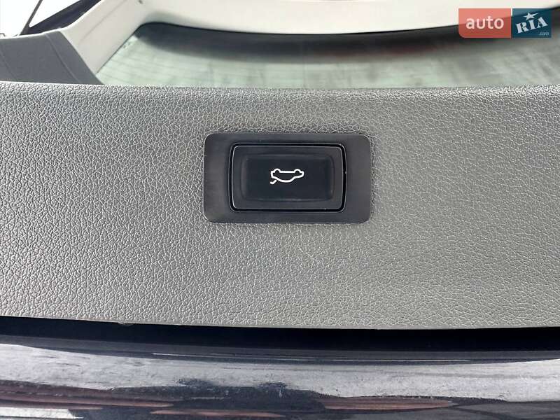 Позашляховик / Кросовер Audi Q5 2017 в Львові