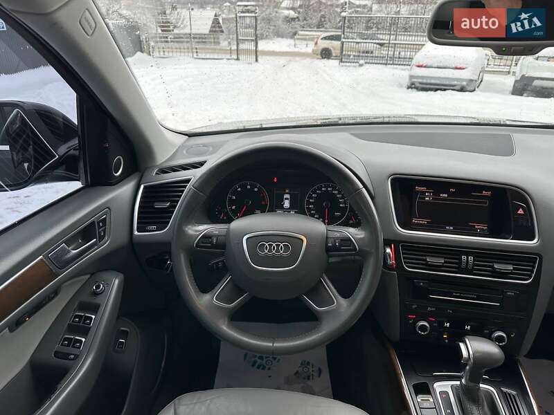 Позашляховик / Кросовер Audi Q5 2017 в Львові