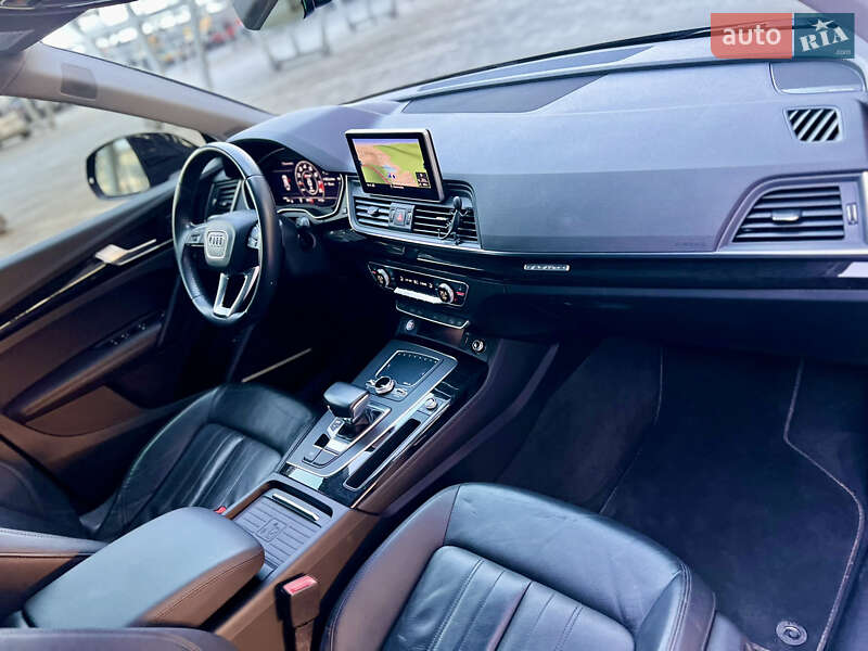 Внедорожник / Кроссовер Audi Q5 2019 в Львове