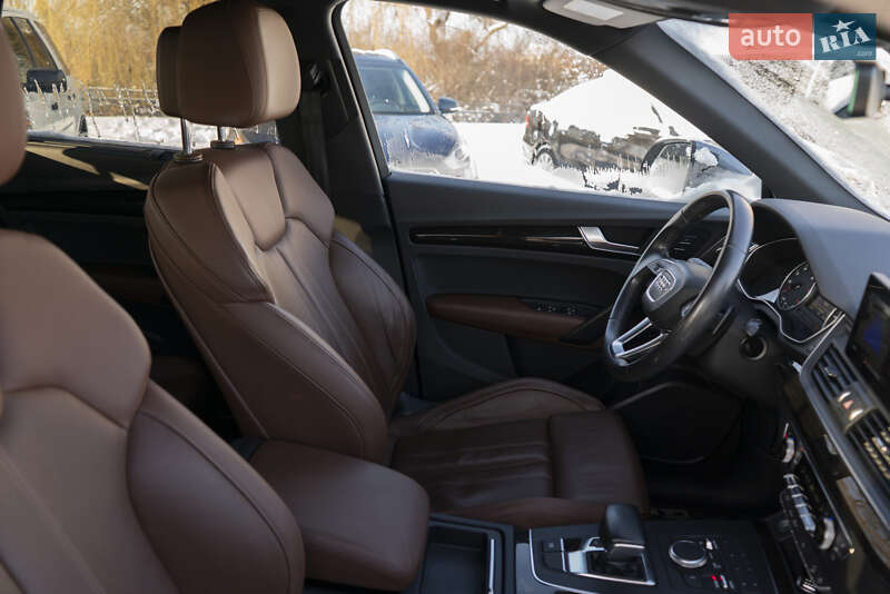 Внедорожник / Кроссовер Audi Q5 2017 в Ужгороде фото 11 Внедорожник / Кроссовер Audi Q5 2017 в Ужгороде