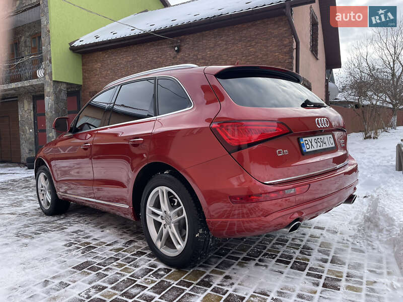 Внедорожник / Кроссовер Audi Q5 2014 в Черновцах