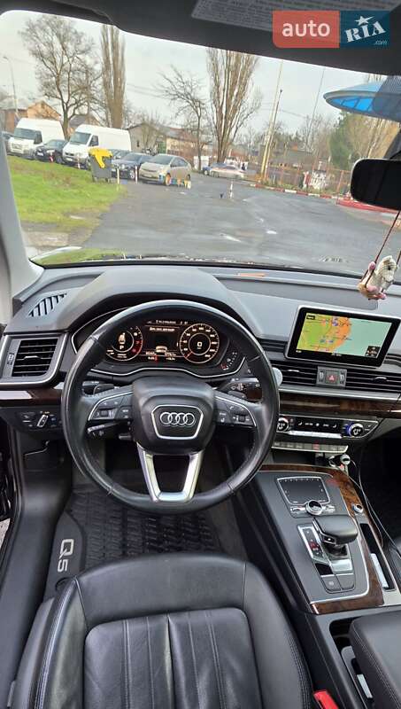 Внедорожник / Кроссовер Audi Q5 2018 в Одессе