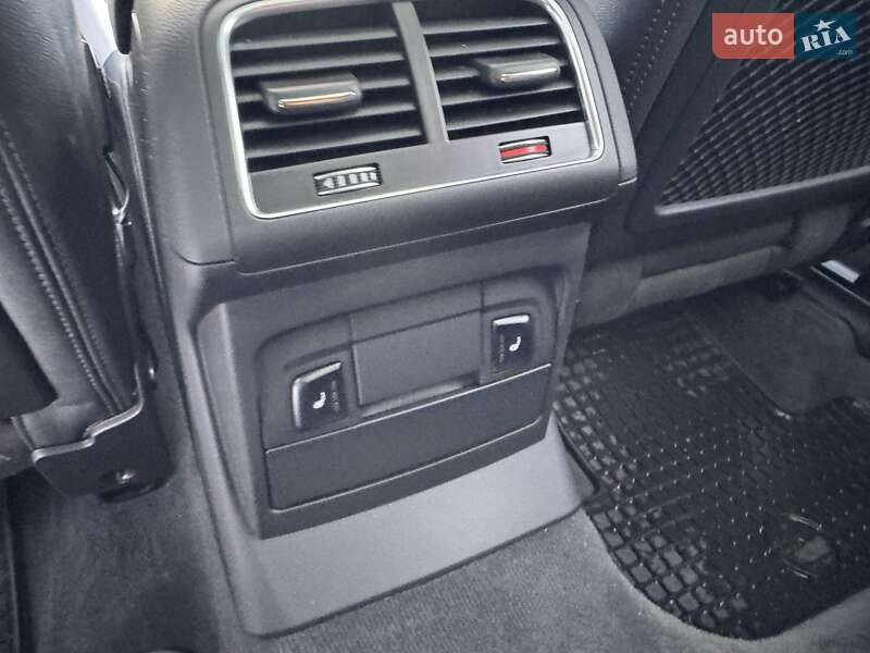 Внедорожник / Кроссовер Audi Q5 2016 в Черновцах