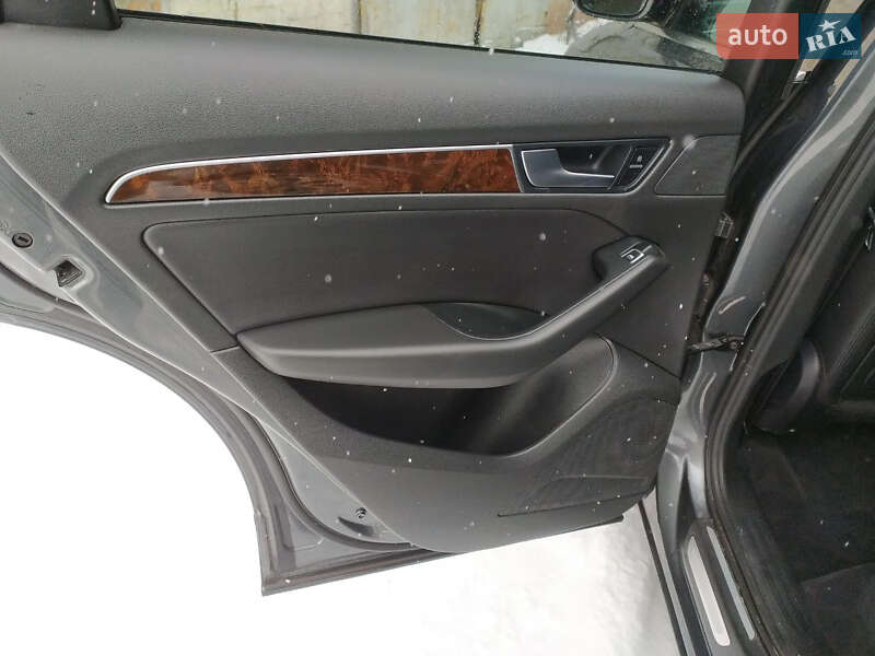 Внедорожник / Кроссовер Audi Q5 2015 в Львове