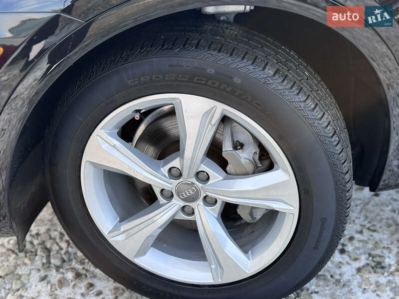 Внедорожник / Кроссовер Audi Q5 2020 в Ивано-Франковске