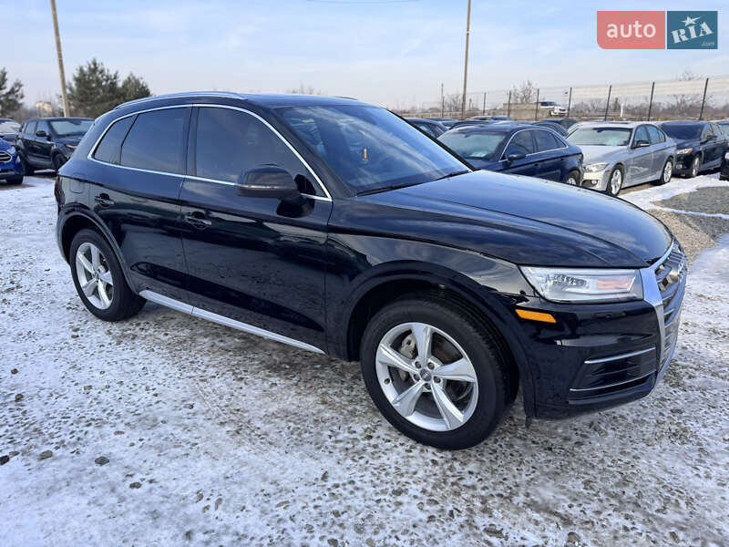 Внедорожник / Кроссовер Audi Q5 2020 в Ивано-Франковске