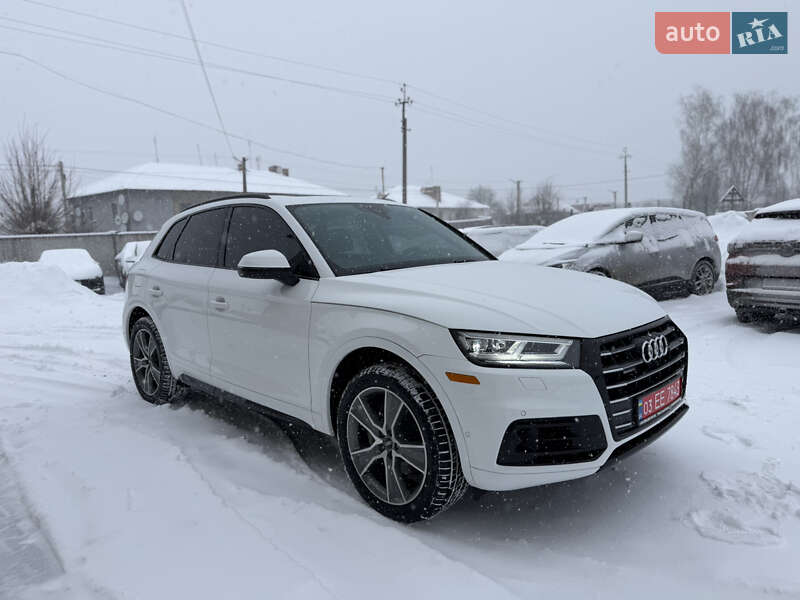 Внедорожник / Кроссовер Audi Q5 2018 в Луцке