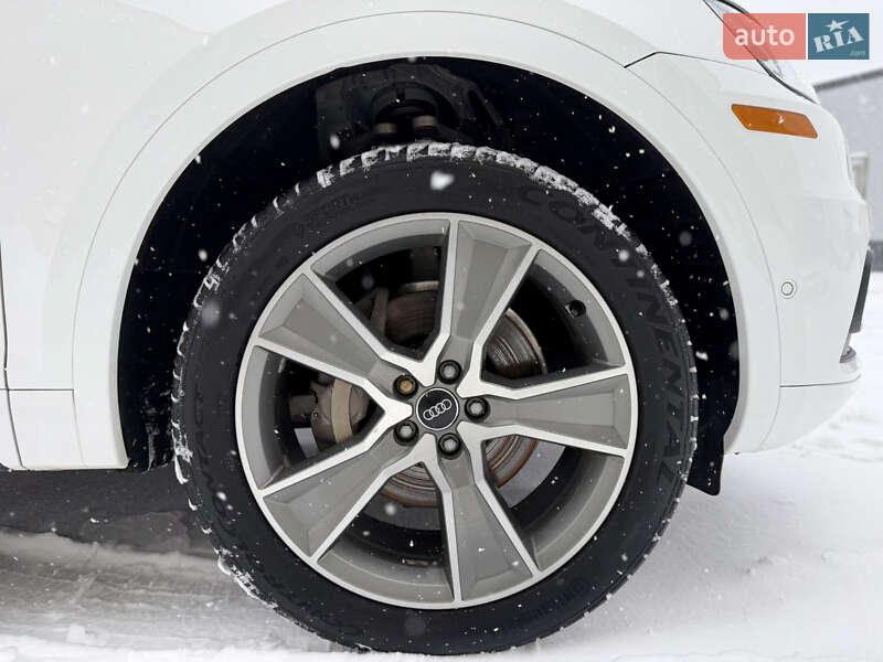 Внедорожник / Кроссовер Audi Q5 2018 в Луцке