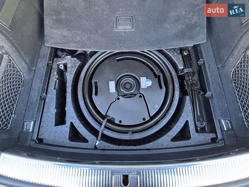 Внедорожник / Кроссовер Audi Q5 2017 в Дрогобыче