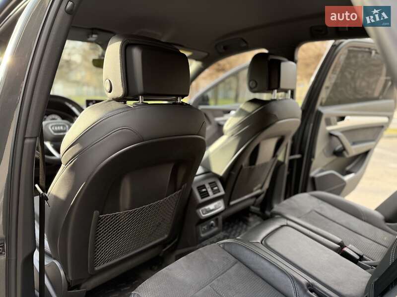 Внедорожник / Кроссовер Audi Q5 2020 в Днепре фото 26 Внедорожник / Кроссовер Audi Q5 2020 в Днепре