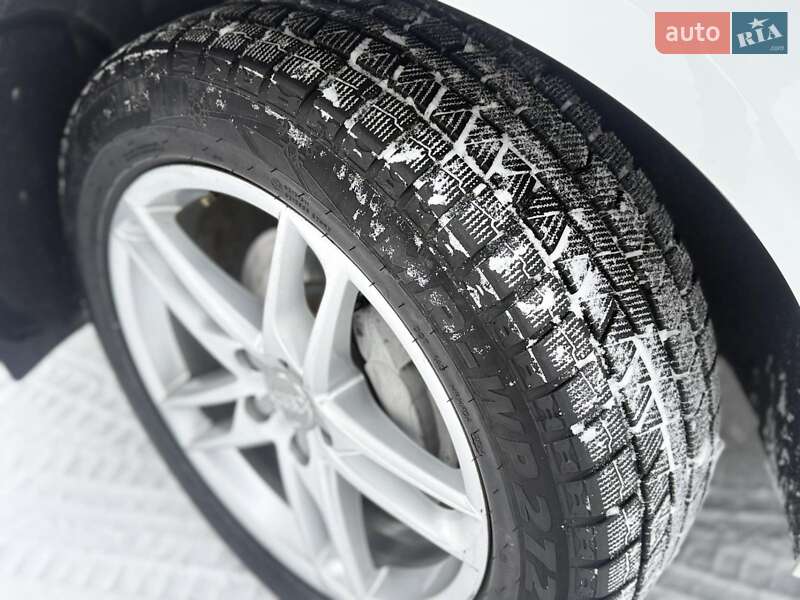 Внедорожник / Кроссовер Audi Q5 2015 в Старом Самборе