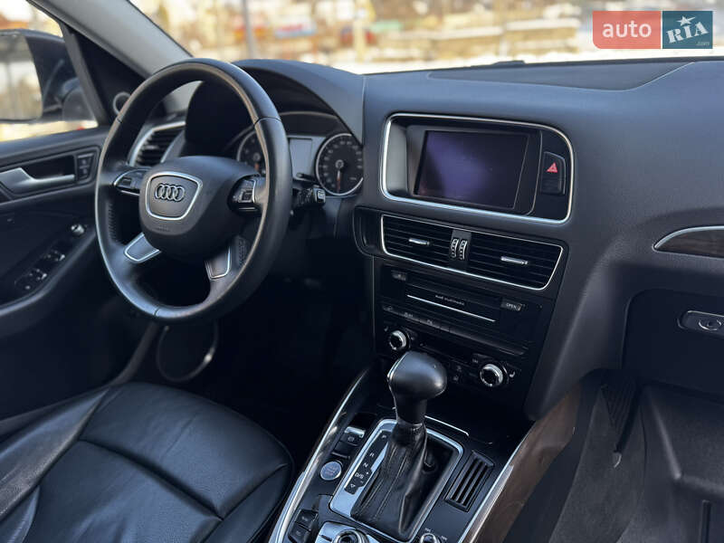 Внедорожник / Кроссовер Audi Q5 2014 в Виннице
