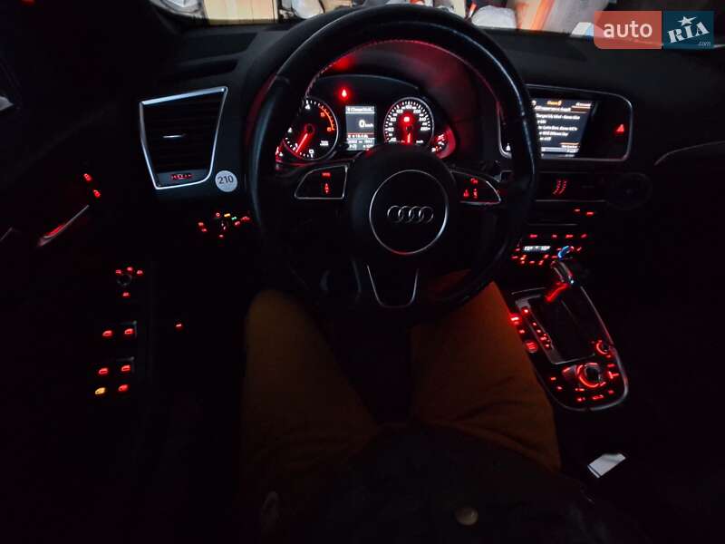 Внедорожник / Кроссовер Audi Q5 2015 в Радехове