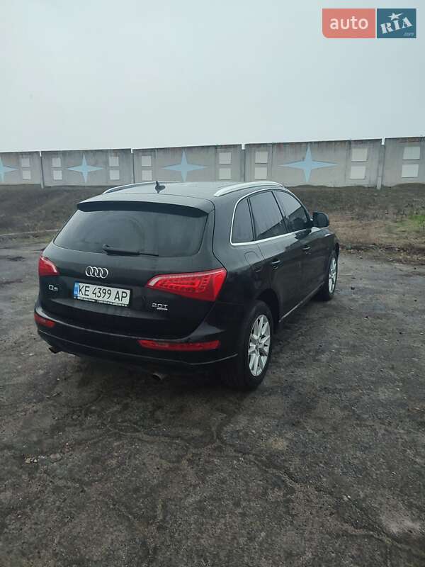Внедорожник / Кроссовер Audi Q5 2011 в Синельниково