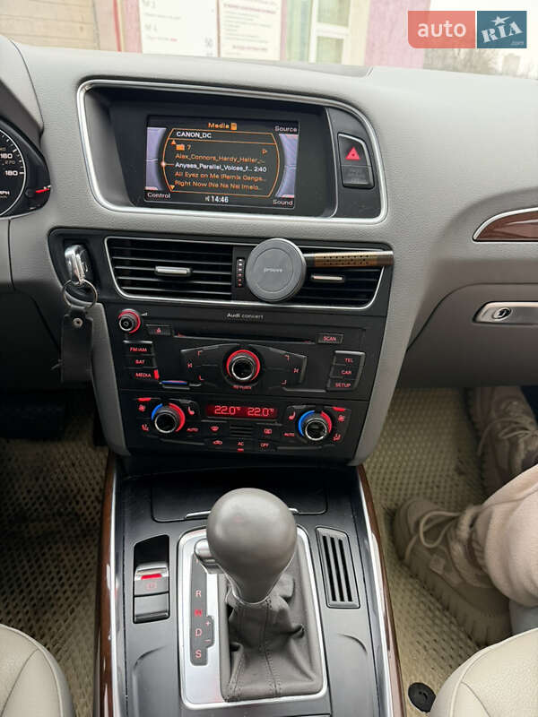 Внедорожник / Кроссовер Audi Q5 2012 в Сумах