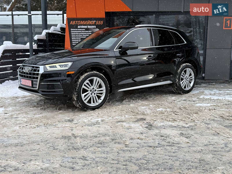 Внедорожник / Кроссовер Audi Q5 2017 в Львове