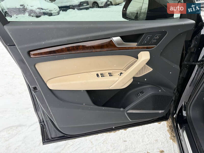 Внедорожник / Кроссовер Audi Q5 2017 в Львове