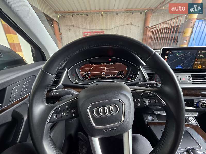 Внедорожник / Кроссовер Audi Q5 2018 в Днепре