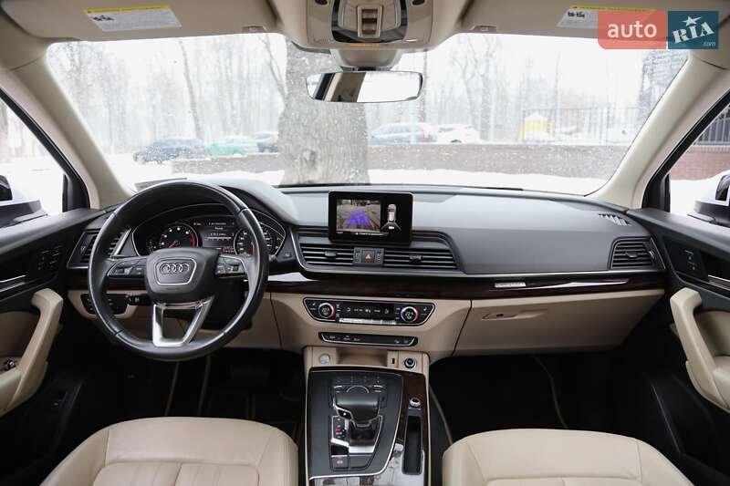 Внедорожник / Кроссовер Audi Q5 2019 в Харькове