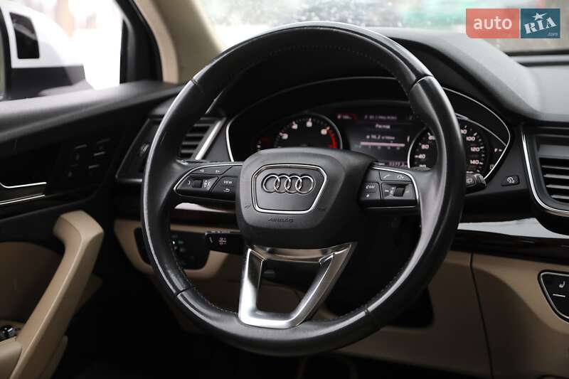 Внедорожник / Кроссовер Audi Q5 2019 в Харькове