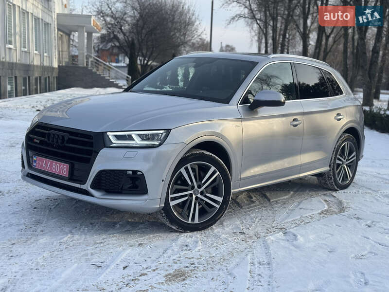 Внедорожник / Кроссовер Audi Q5 2019 в Лубнах