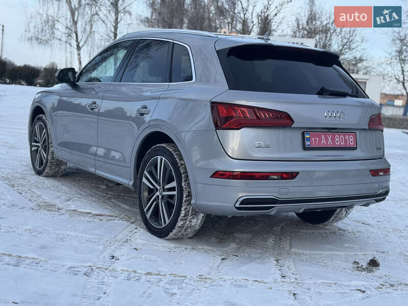 Внедорожник / Кроссовер Audi Q5 2019 в Лубнах
