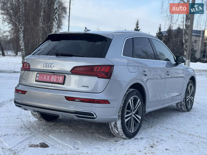 Внедорожник / Кроссовер Audi Q5 2019 в Лубнах