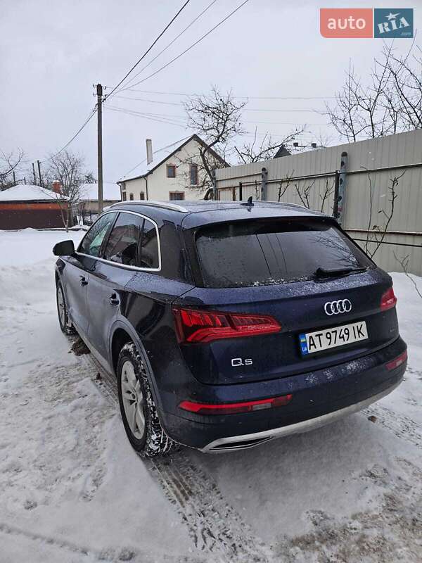 Внедорожник / Кроссовер Audi Q5 2020 в Ивано-Франковске