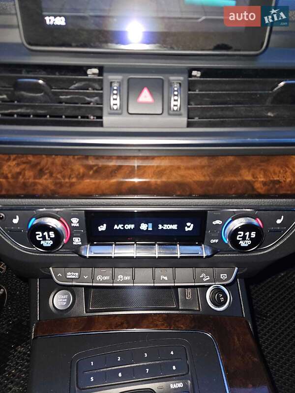 Внедорожник / Кроссовер Audi Q5 2020 в Ивано-Франковске