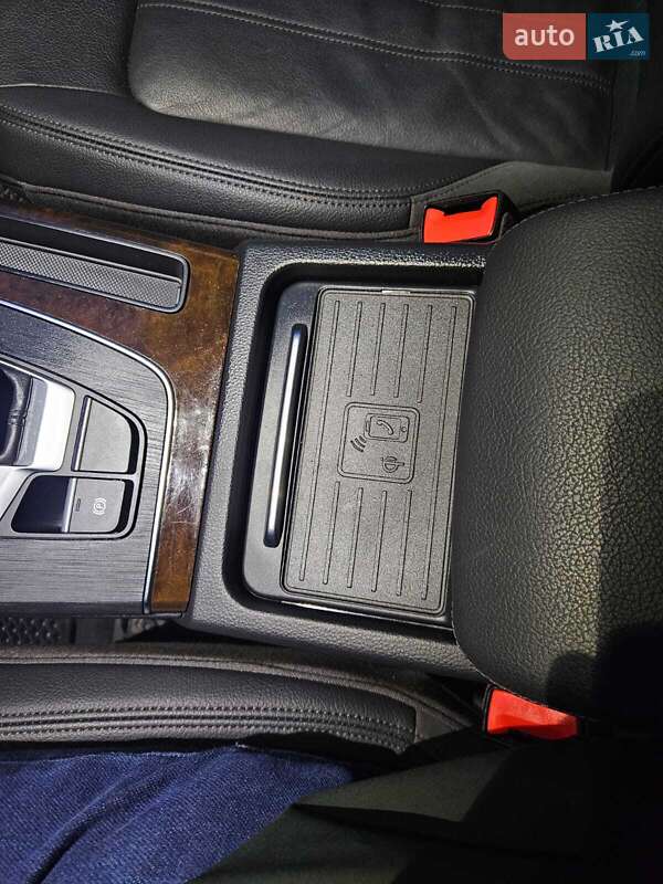 Внедорожник / Кроссовер Audi Q5 2020 в Ивано-Франковске