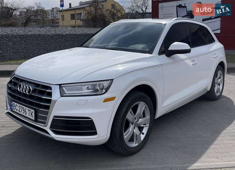 Внедорожник / Кроссовер Audi Q5 2017 в Львове