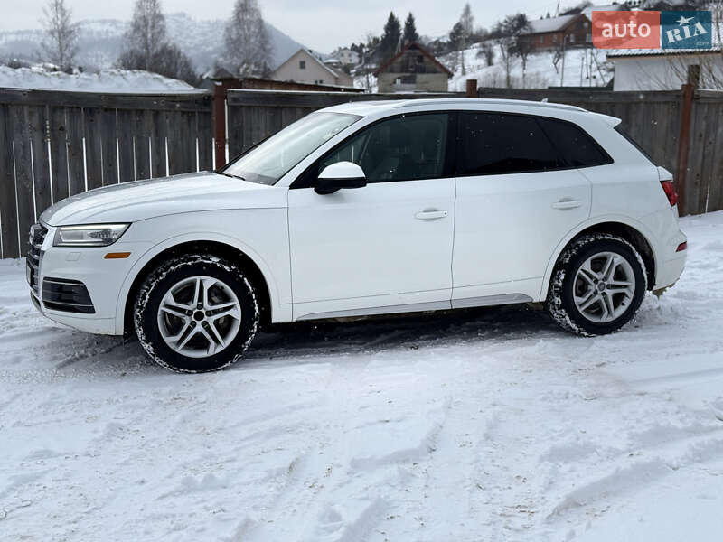 Внедорожник / Кроссовер Audi Q5 2018 в Львове